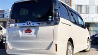 2019 TOYOTA VOXY X